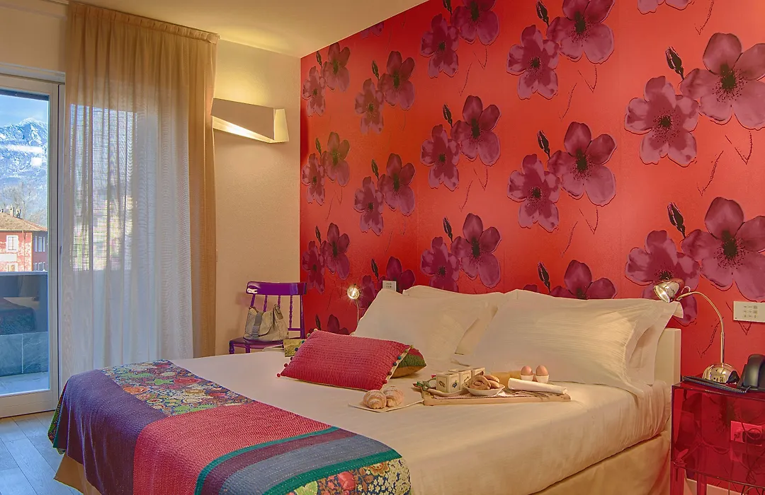 Spluga Sosta & Hotel-1