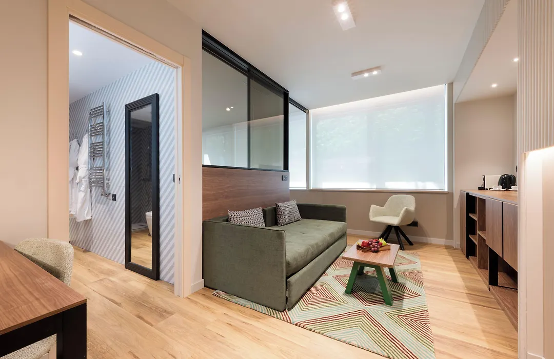 Suites Plaza Hotel & Wellness-1