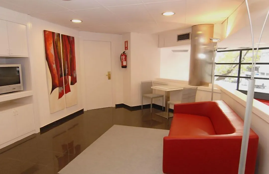 Hotel Medicis-1