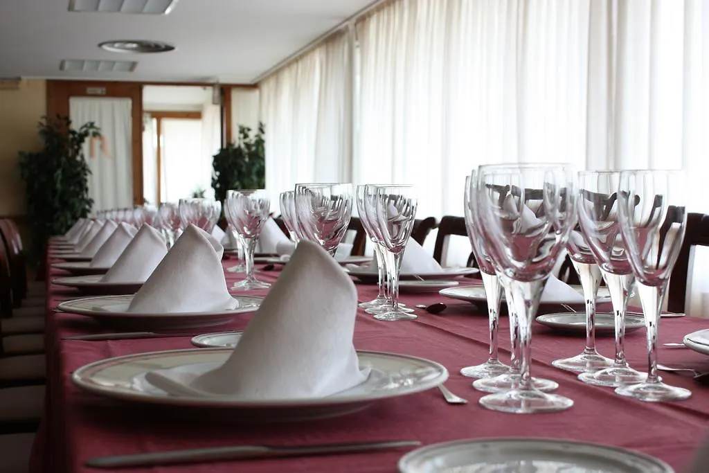 Hotel Rausan-1