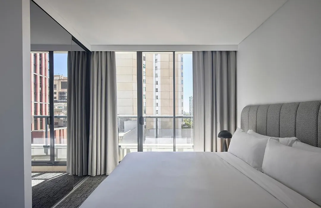 Meriton Suites Pitt Street, Sydney-1