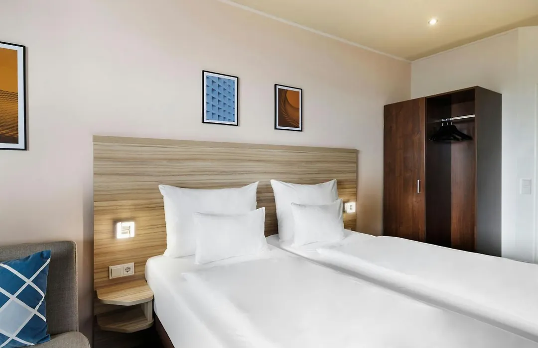 Four Points Flex By Sheraton Salzburg Messe-1