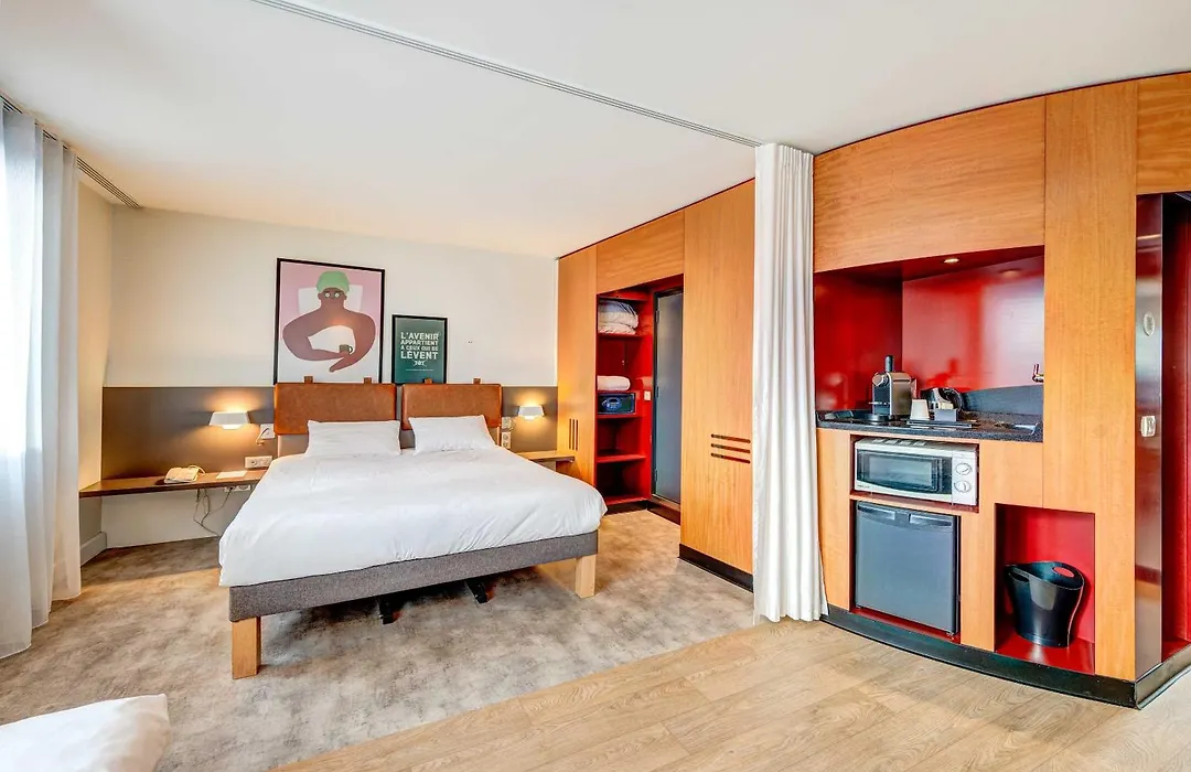 B&B HOTEL Paris Nord 18ème-1