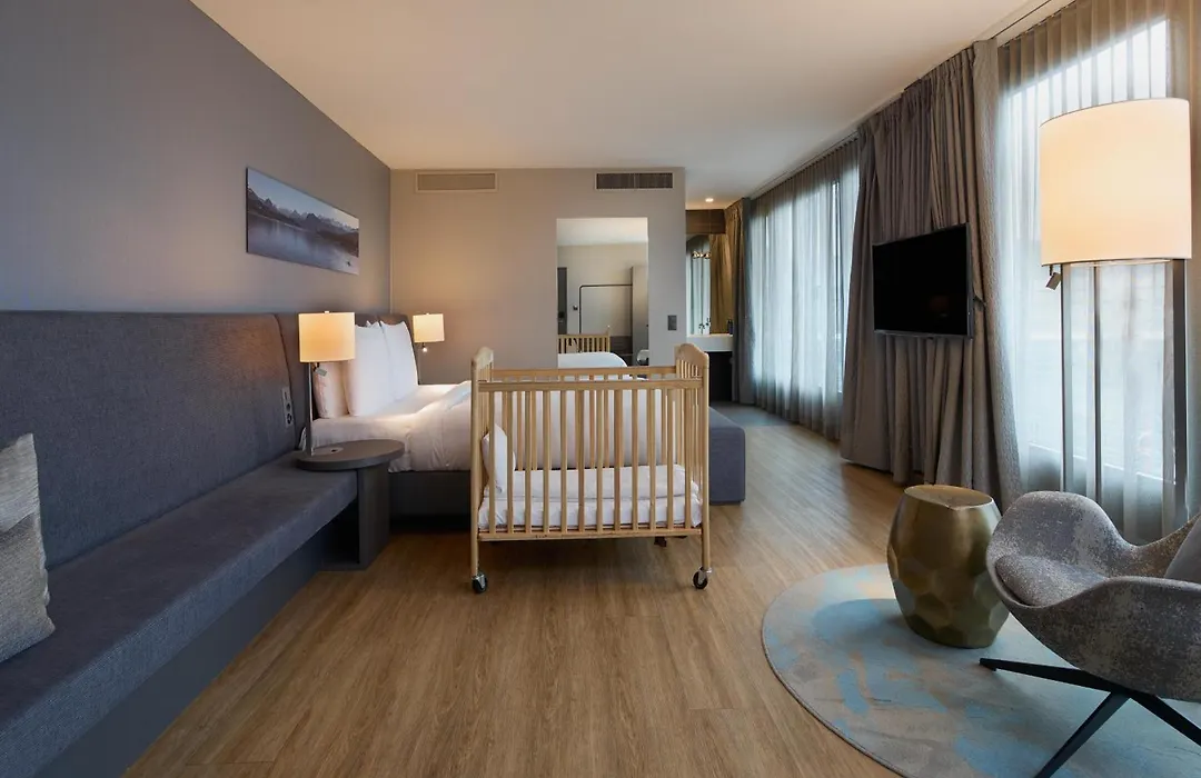 Radisson Blu Hotel, Lucerne-1