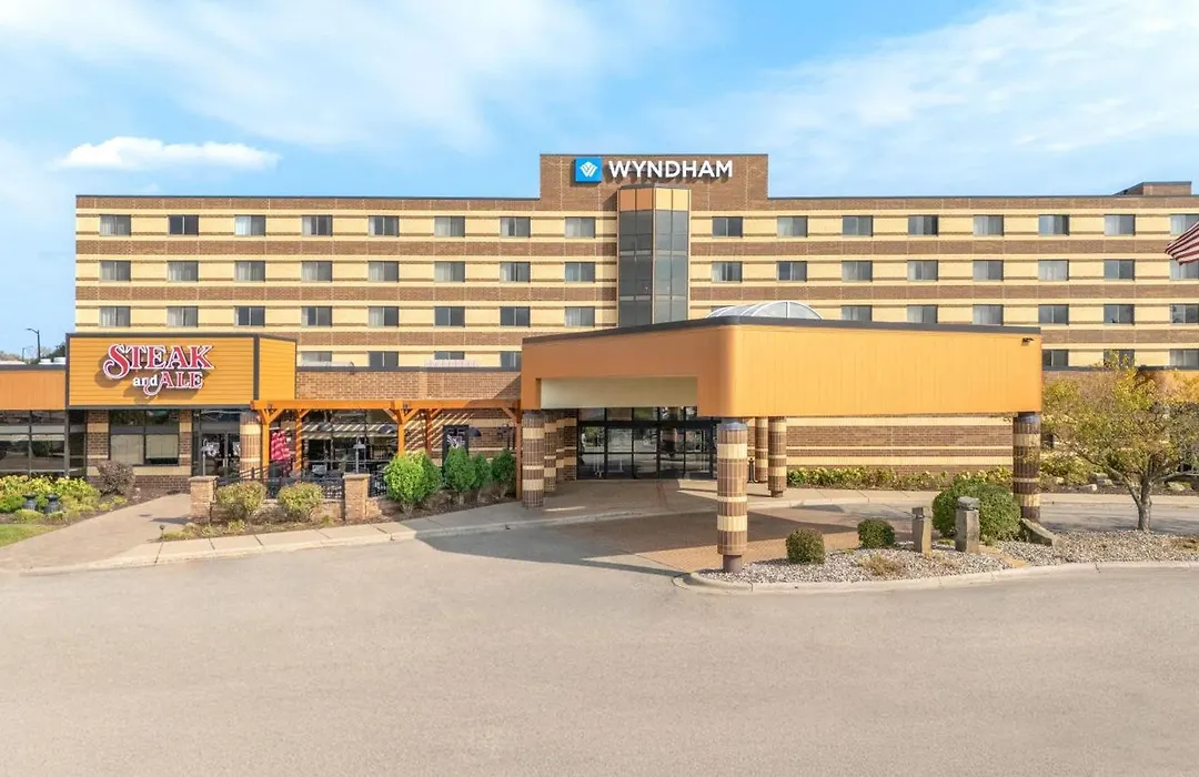 Wyndham Minneapolis South Burnsville-1