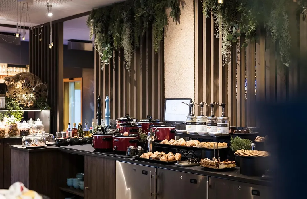 Alpstay - Smart Hotel Saslong-1