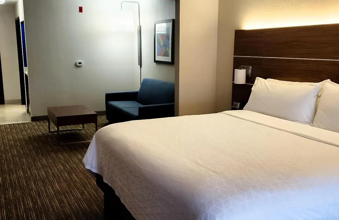 Holiday Inn Express Hotel & Suites Chicago South Lansing By Ihg-1