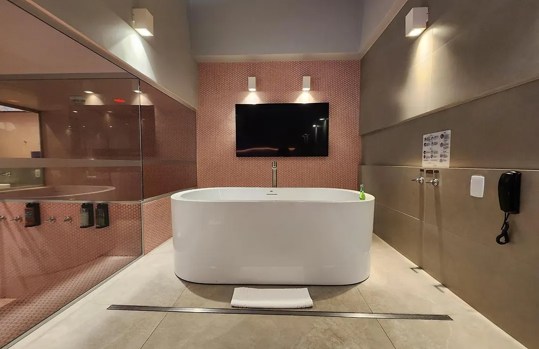 Lush Motel Ipiranga (Adults Only)-1