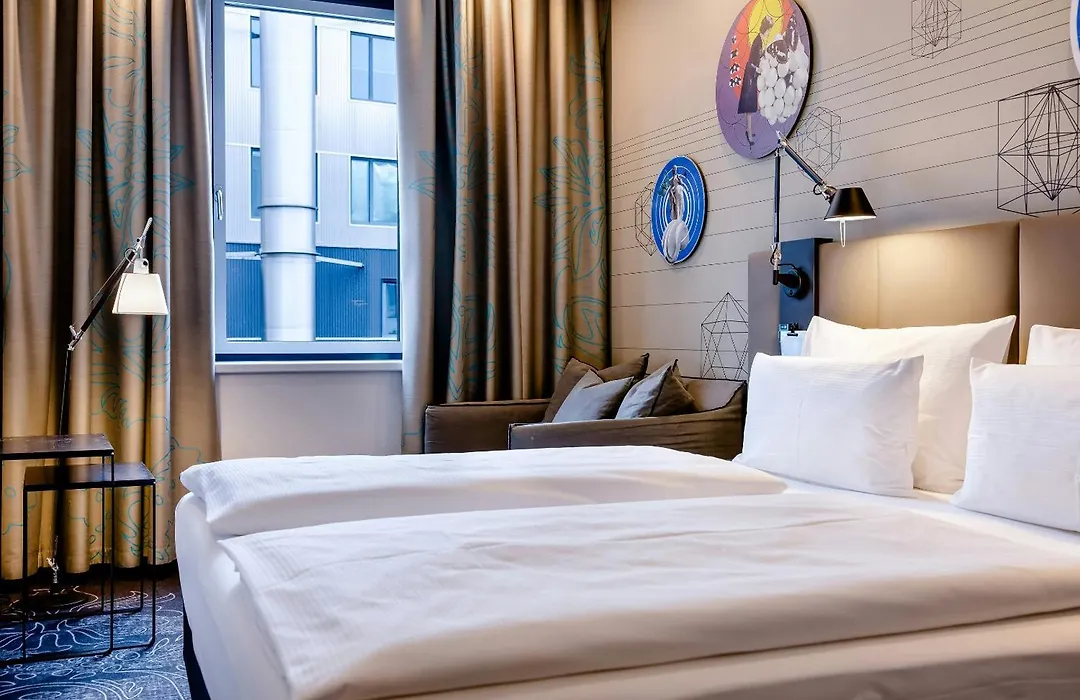 Motel One Wien-Westbahnhof-1