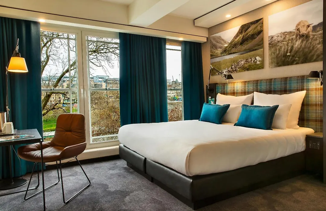Motel One Edinburgh-Royal-1