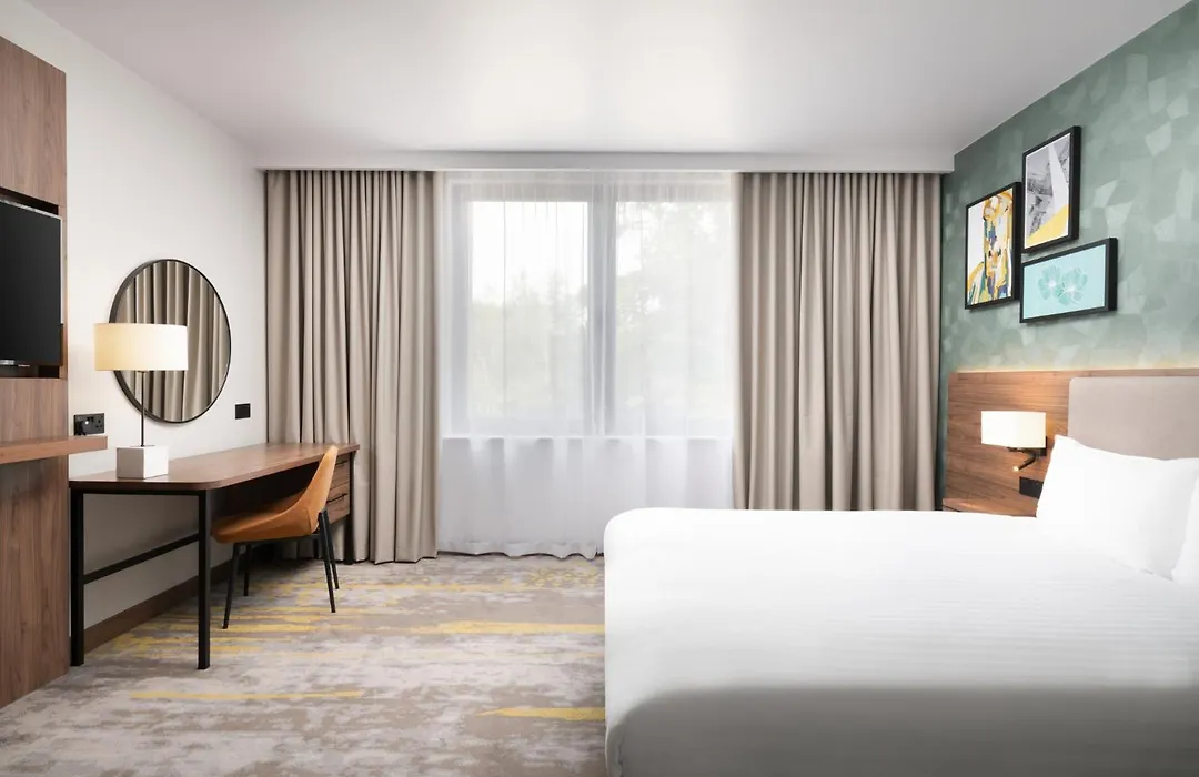 Holiday Inn London Gatwick - Worth By Ihg-1