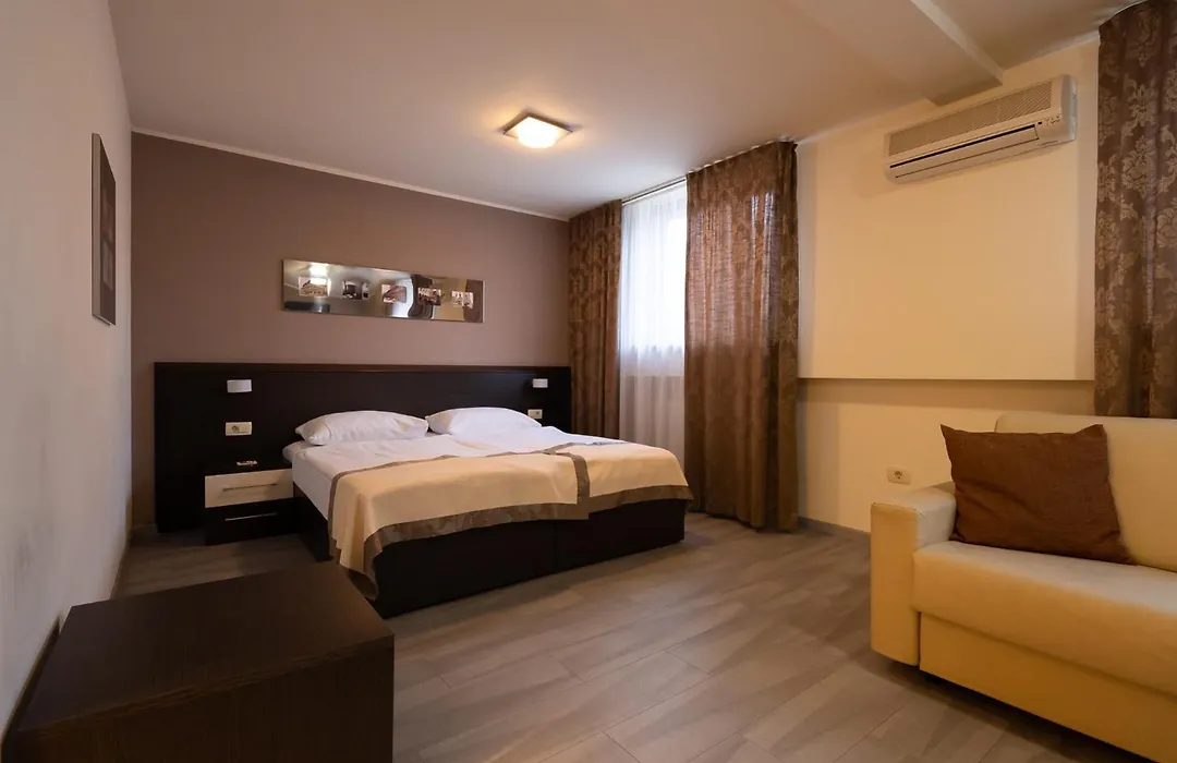 Hotel Evropa-1