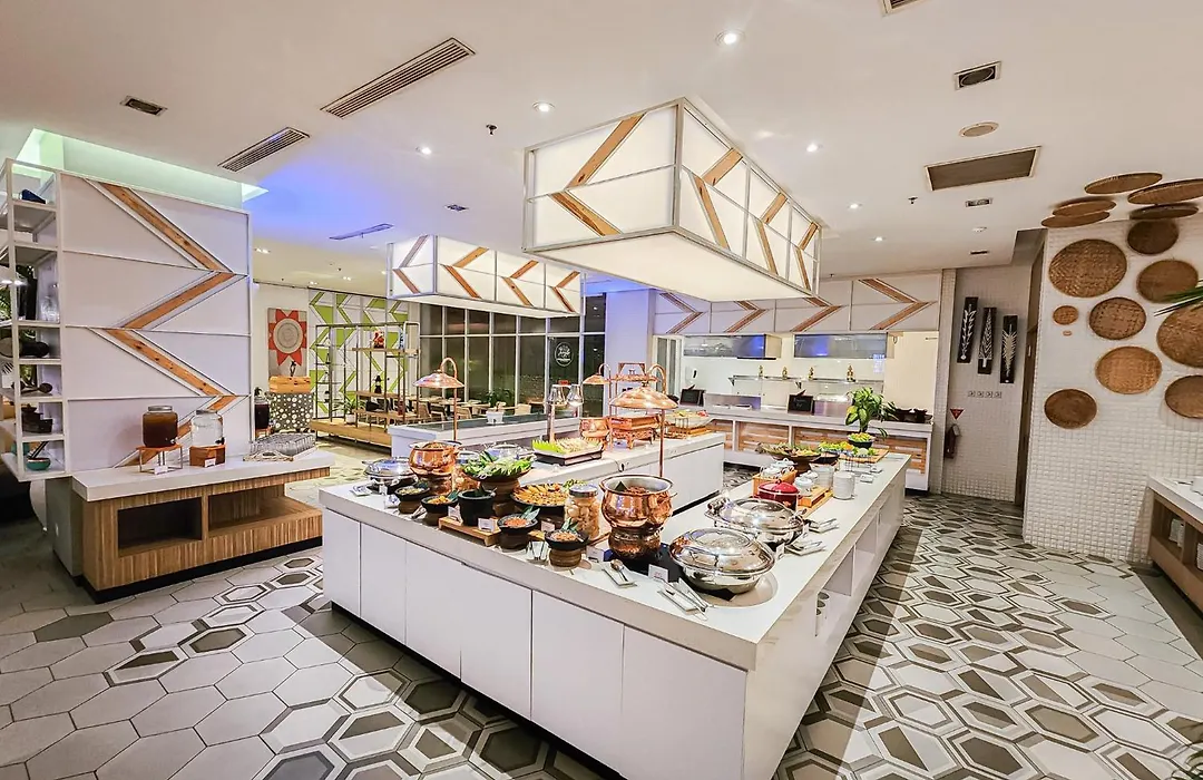 Harris Hotel And Conventions Kelapa Gading Jakarta-1