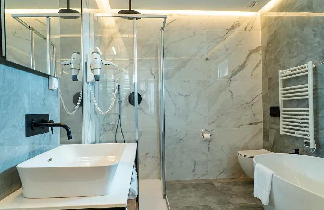 Grandi 32 Boutique Residence-1