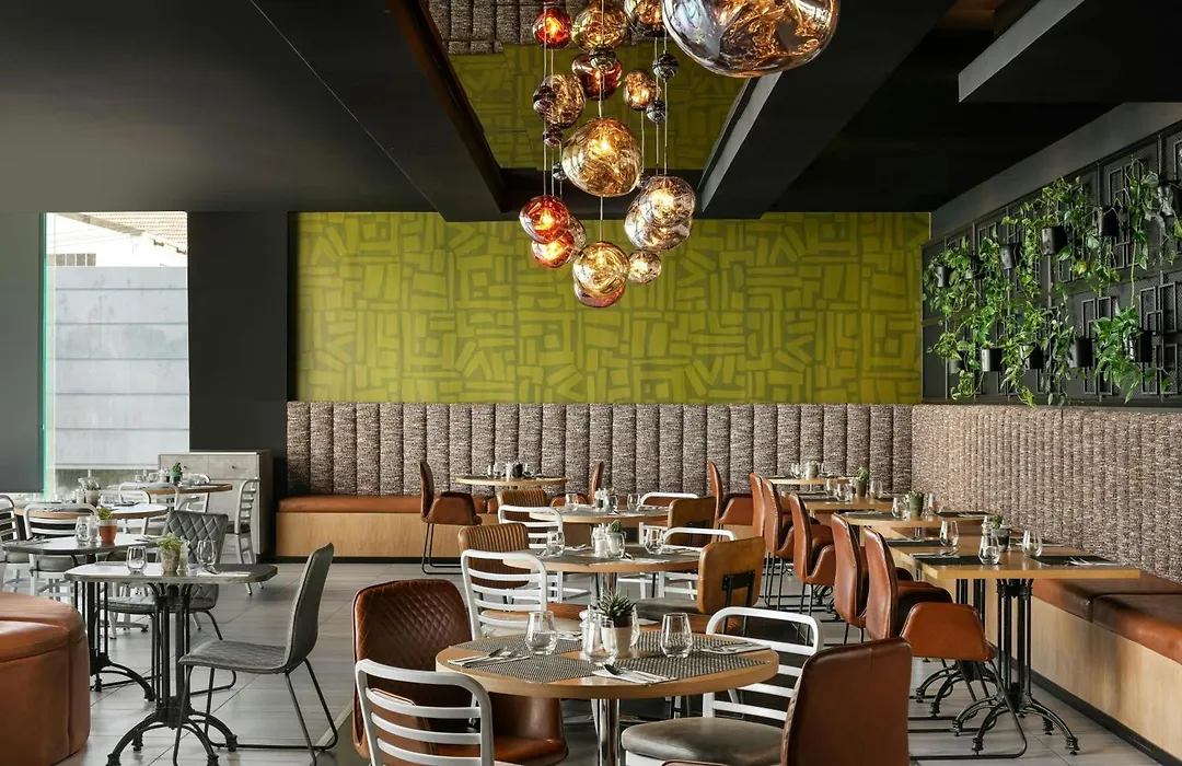 Protea Hotel Fire & Ice By Marriott Cape Town-1