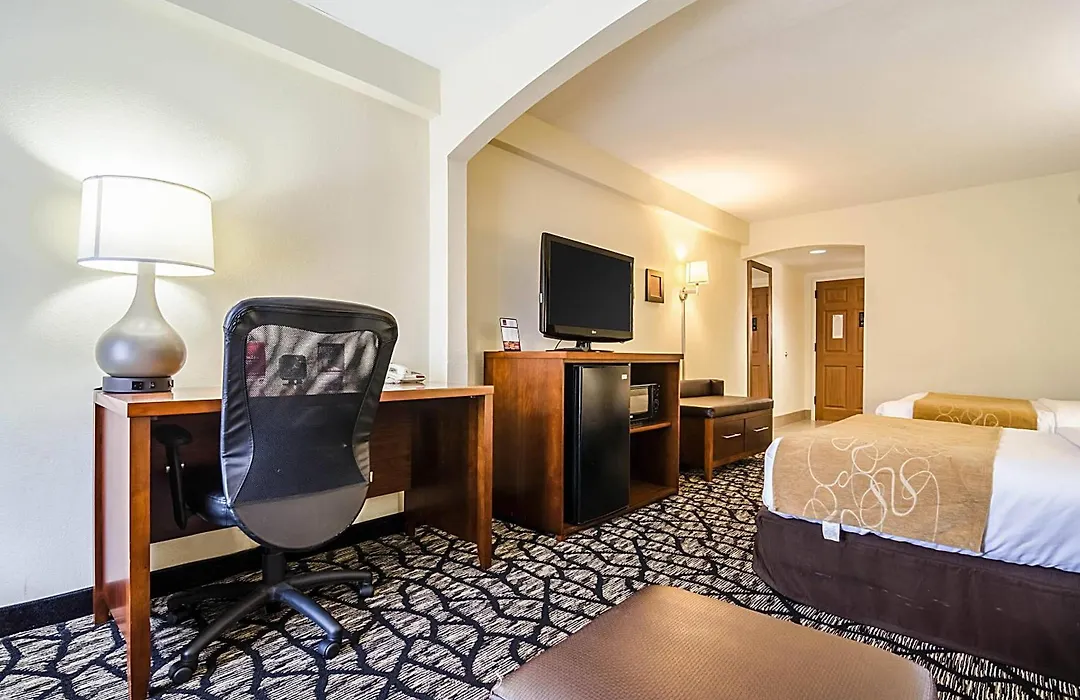 Comfort Suites Innsbrook - Short Pump-1