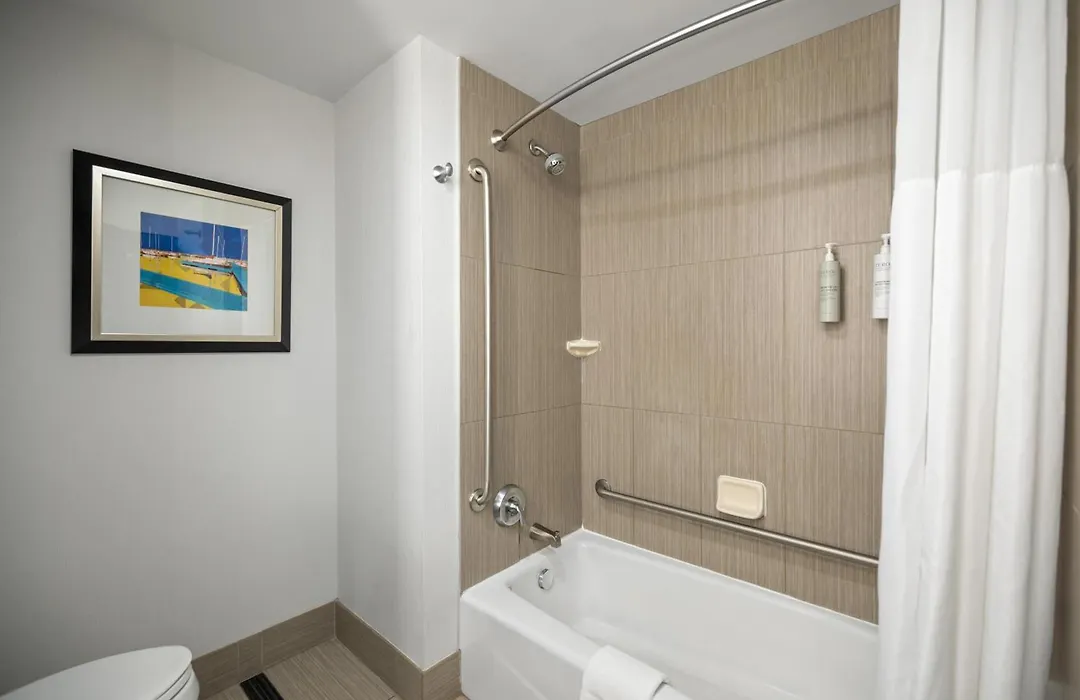 Hampton Inn By Hilton Winnipeg-1