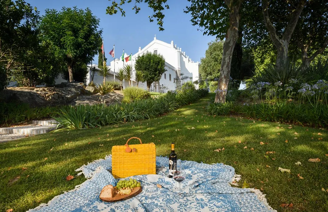 Convento Do Espinheiro, Historic Hotel & Spa-1
