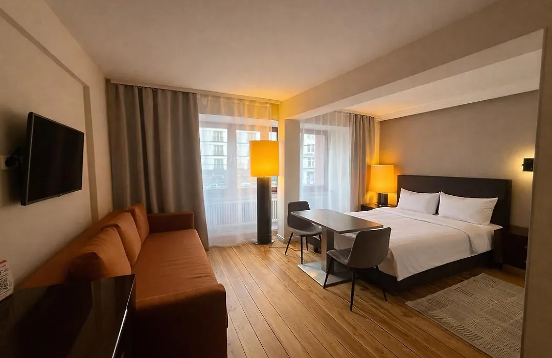 Hotel Adele am Alex-1