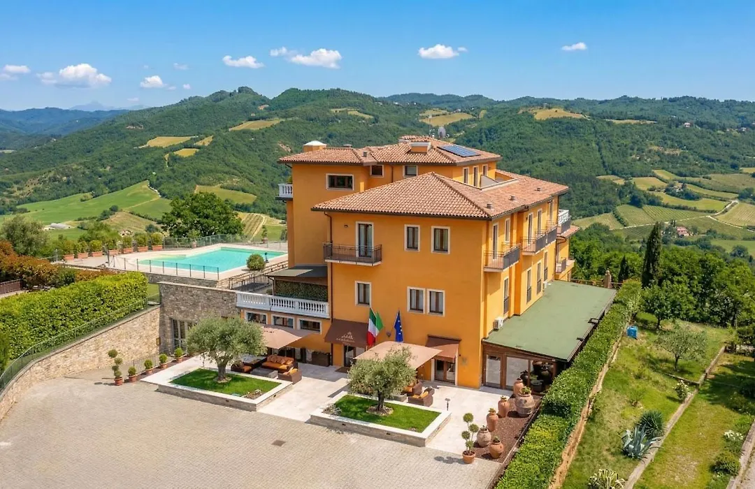 Fortebraccio Hotel & Spa-1