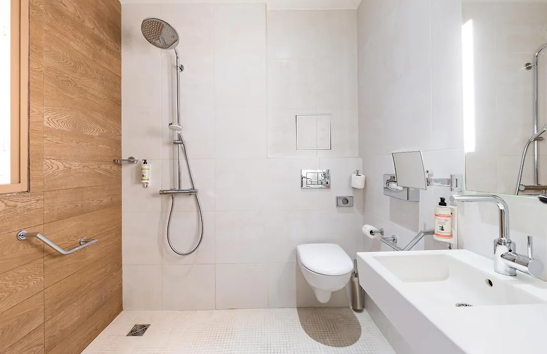 Best Western Plus 61 Paris Nation Hotel-1