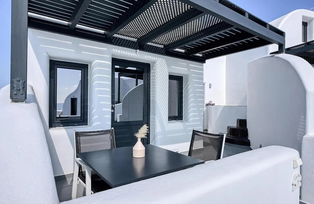 Oia Suites-1