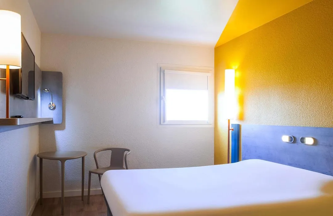 ibis budget Fontainebleau Avon-1