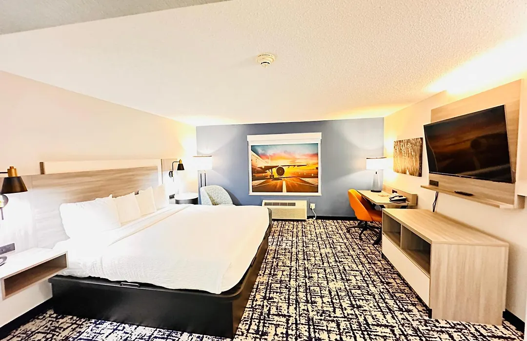 Best Western Plus Omaha Airport Inn-1