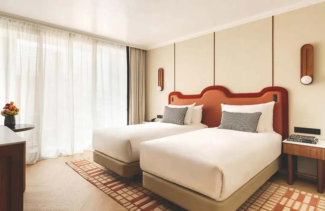 Hotel Condes De Barcelona-1
