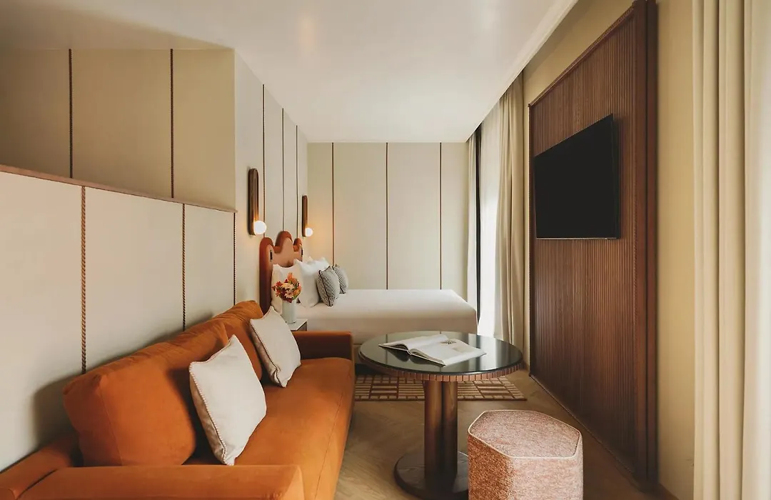 Hotel Condes De Barcelona-1