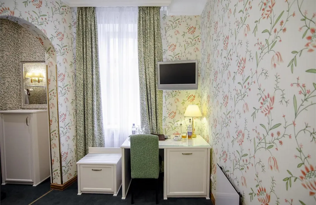 Swiss Hotel-1