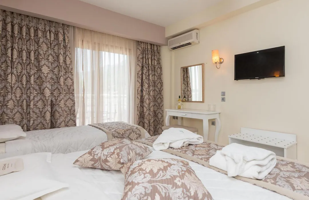 Maranton Beach Hotel-1
