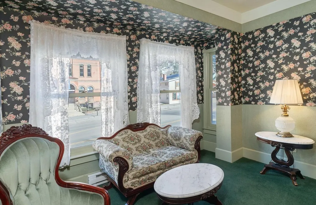 St. Elmo Hotel-1