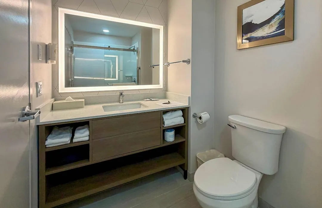 Comfort Inn & Suites East Greenbush - Albany-1
