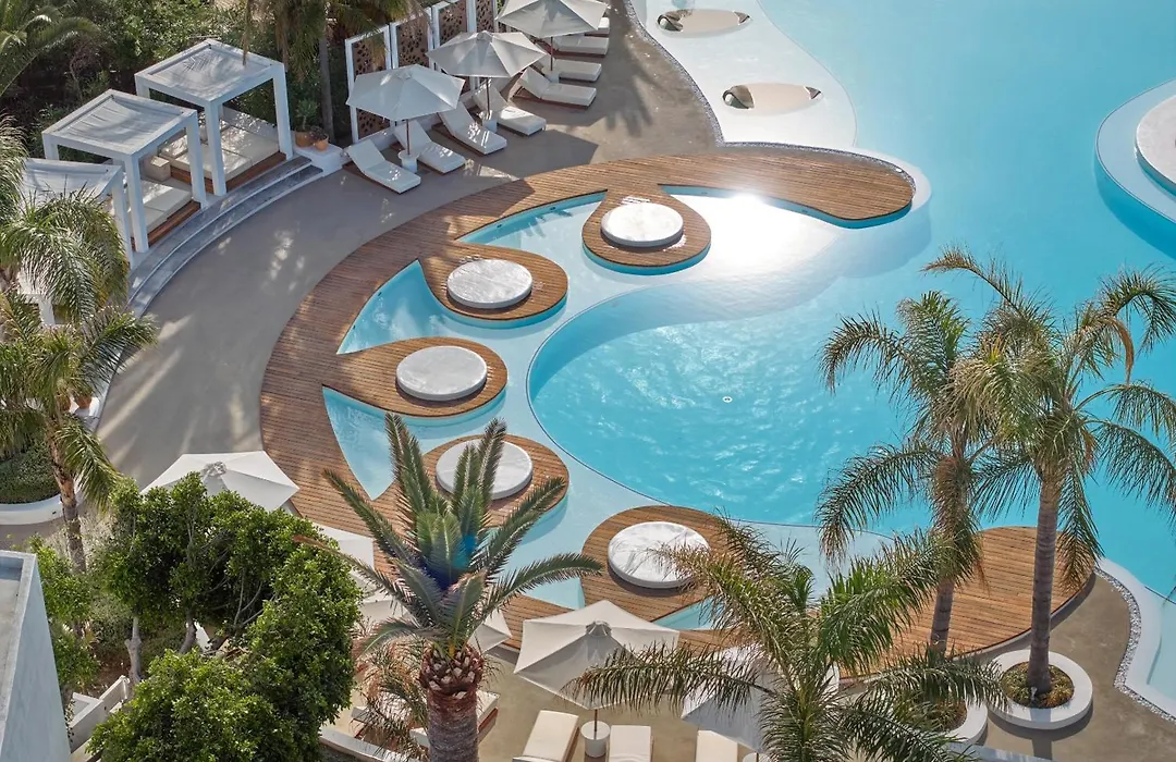 Caramel, A Resort To Live-1