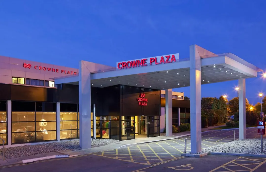 Crowne Plaza Manchester Airport By Ihg-1