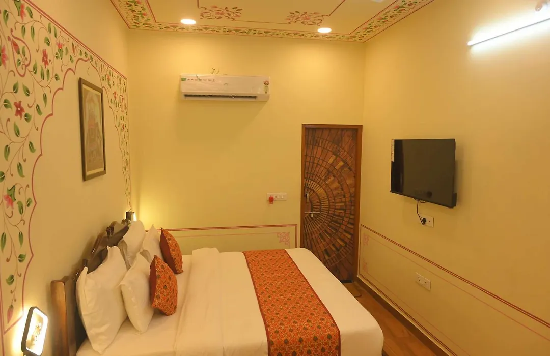 Hotel Virasat Haveli-1