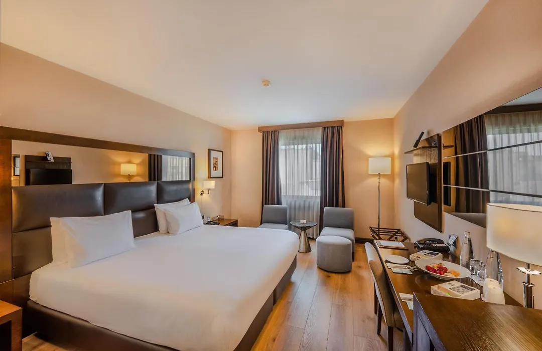 Midtown Hotel-1