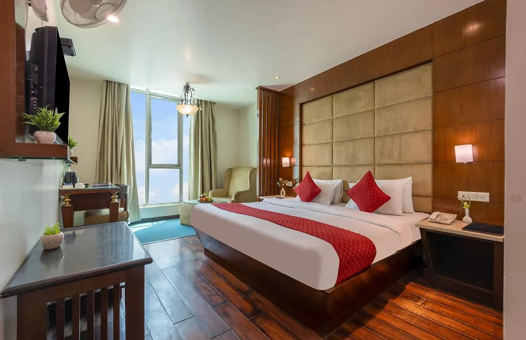 Hotel Aura - 05 Mins From New Delhi Railway Station & Connaught Place-1