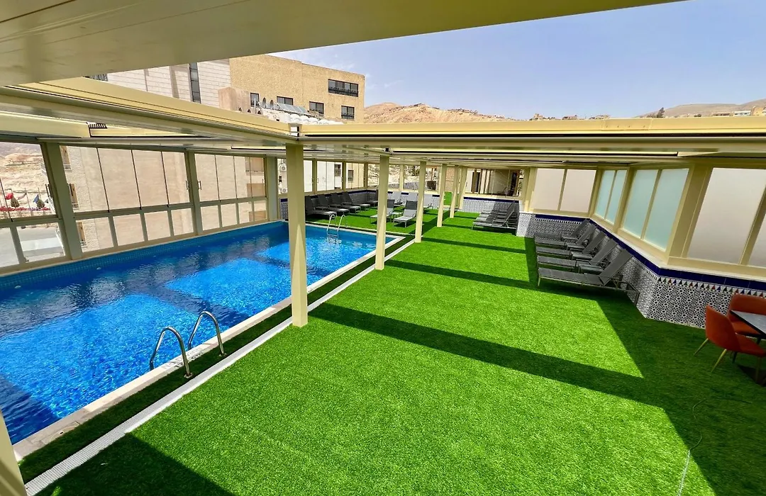 Petra Moon Hotel-1