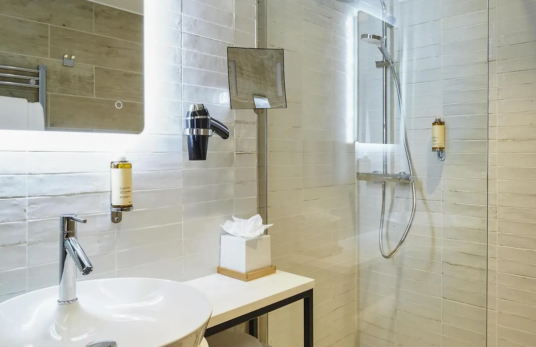 Mercure Avignon Tgv Hotel & Spa-1