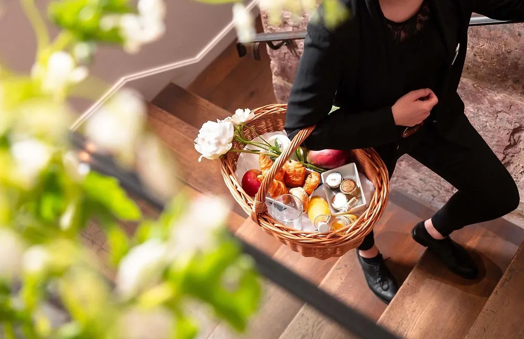Cour Du Corbeau Hotel Strasbourg - Mgallery Collection-1