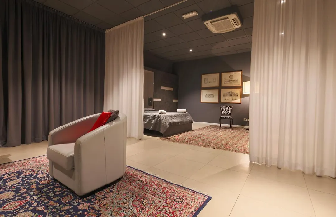 Castelmartini Wellness & Business Hotel-1