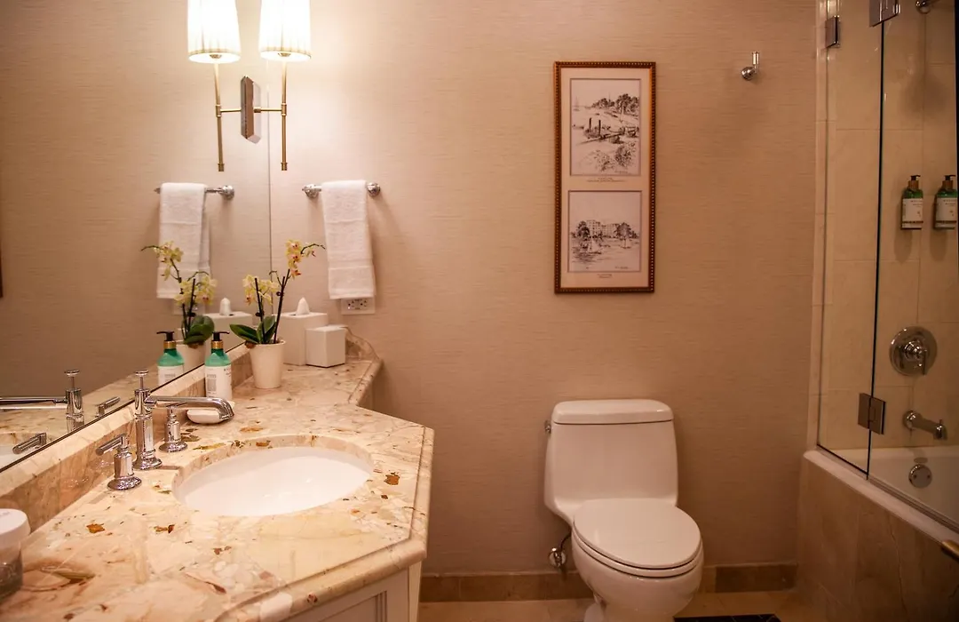 Delamar Greenwich Harbor-1