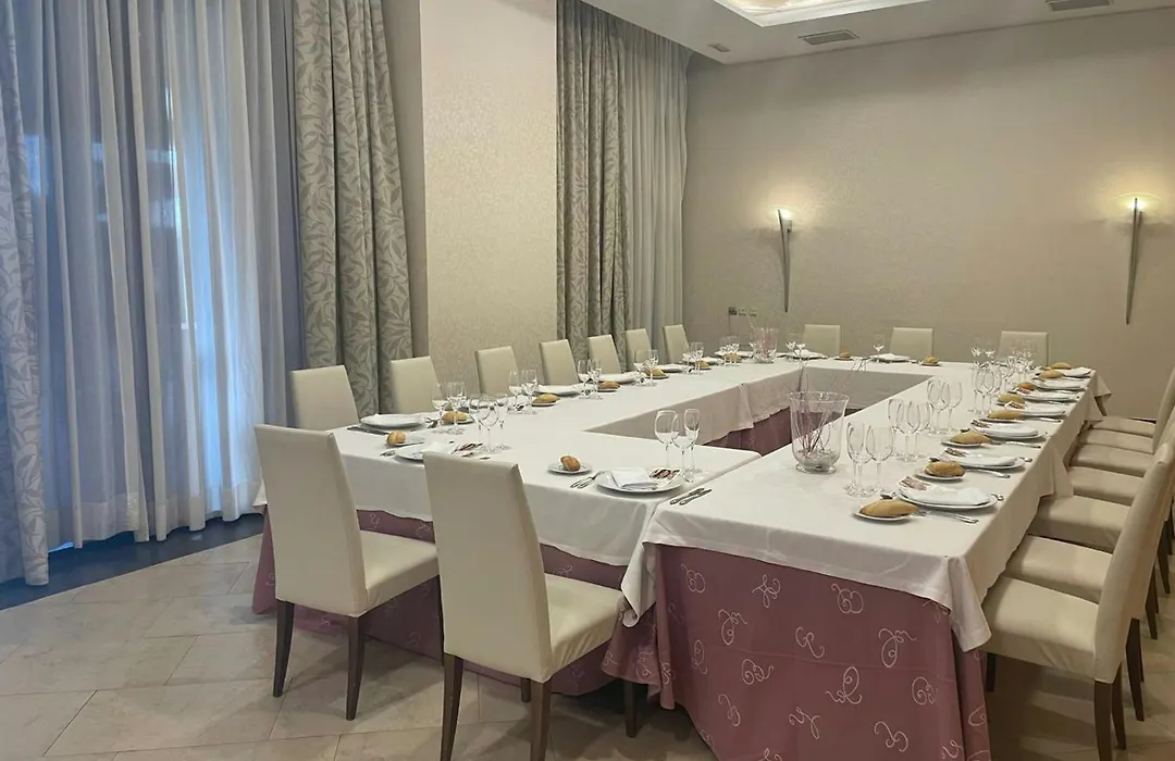 Hotel Las Artes-1