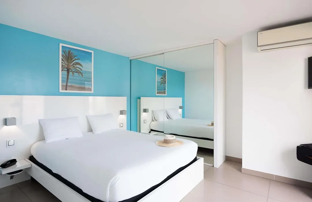 Ibis Styles Menton Centre-1