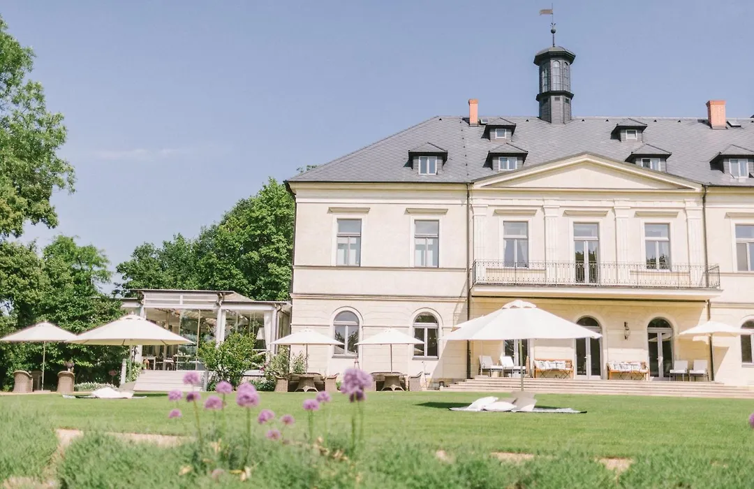 Chateau Mcely-1