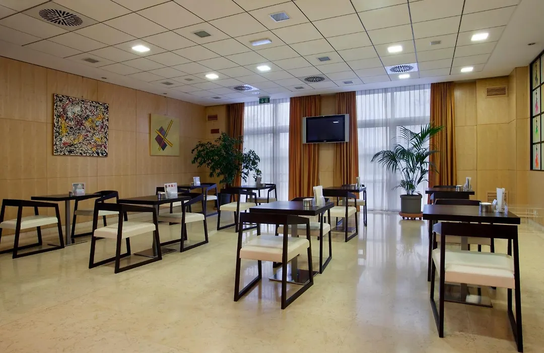 Crowne Plaza Padova By Ihg-1