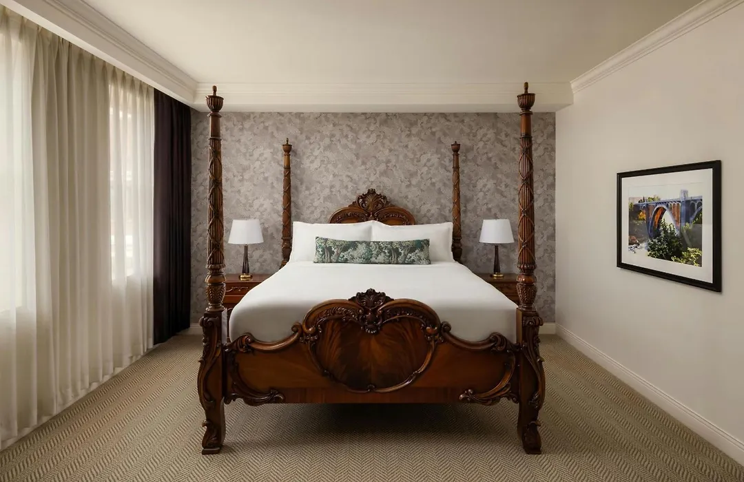 Davenport Hotel, Autograph Collection-1