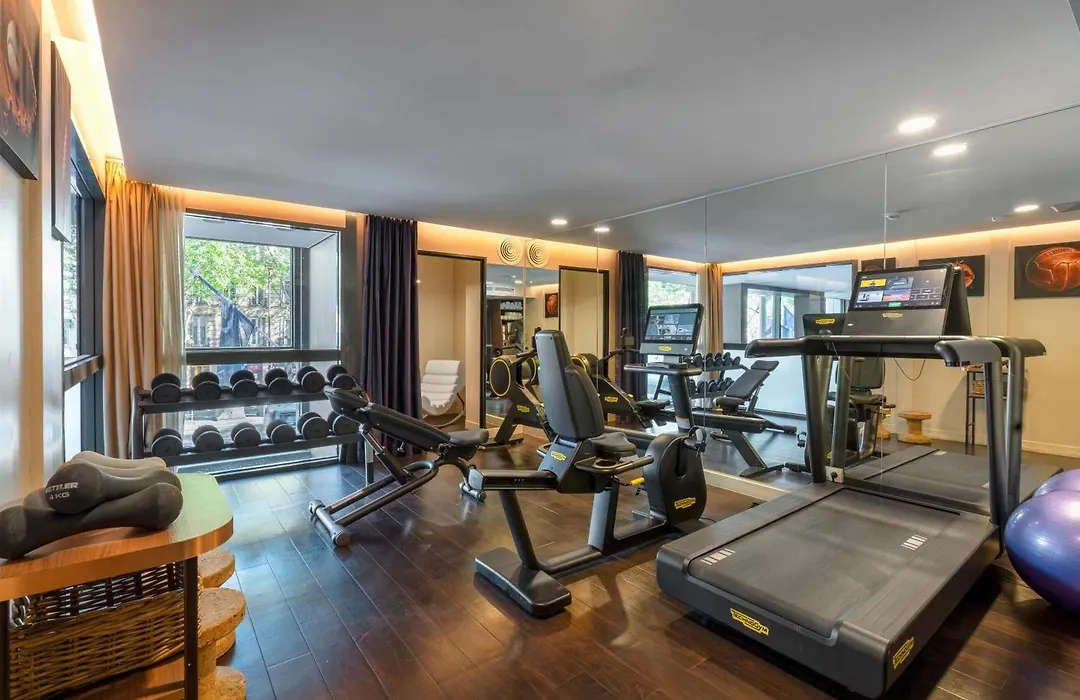 Doubletree By Hilton Paris Boulogne-1